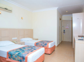 Gardenia Beach Hotel - All Inclusive