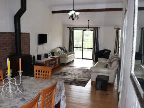Mapleton Falls Farm House