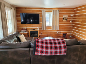 Immaculate 4-bed House