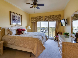 Beach Manor at Tops'l 603 by Destin Getaways