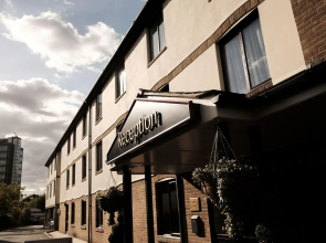 The Fox & Goose Hotel