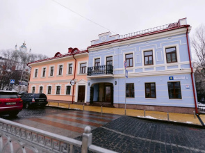 KONTRAKT Boutique Hotel