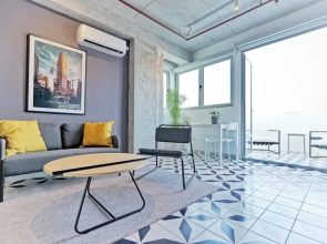 w Cool 1BR With Private Terrace in Plaza Herrera