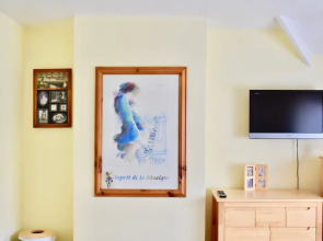 2 Bedroom Home Near Kemptown