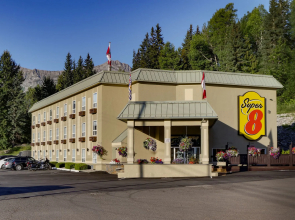 Fernie Fox Hotel