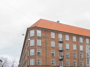 Great 2-bed in Frederiksberg w Balcony - 203