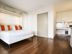 Отель Ramada Plaza by Wyndham Milano