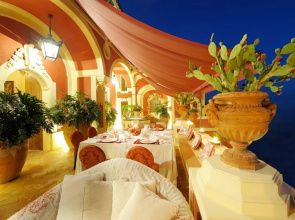 Palazzo Santa Croce in Positano
