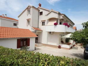 Cosy Apartment 5min to Beach Mirela Borik