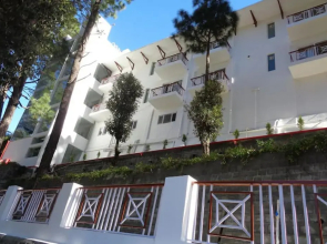 Himalayan Splendour Resort