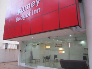 Gurney Budget Inn - Hostel