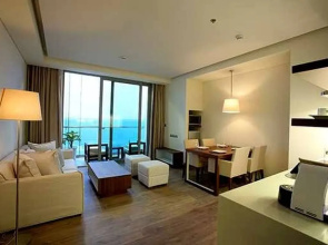 Stunning 80m2 Sea View Apartment, 1-min To Beach