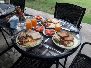 Phuket Sirinapha Resort