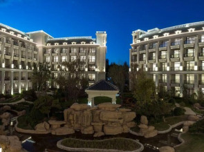 Arcadia International Hotel