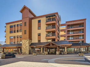 Your Next Vacay at Peak 9 Ski-in/ski-out
