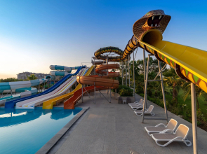 Sunmelia Beach Resort Hotel & Spa