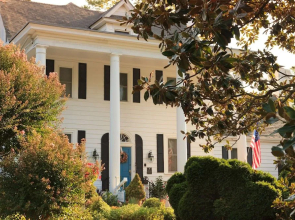 Arrowhead Inn