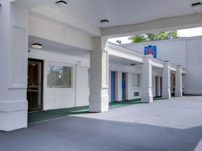 Howard Johnson