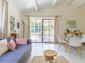 LODGES PARK CASTELLET PROVENCE - Gîtes dans les vignes AOC Bandol à 15 min des plages et du Circuit Paul Ricard F1