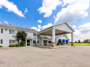 Americas Best Value Inn Tahquamenon Country