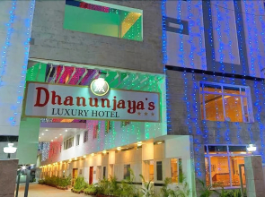 Dhanunjayas Luxury Hotel