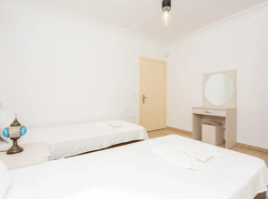 Villa Canberk Large Private Pool A C Wifi Car Not Required