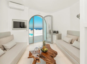 Oyster Luxury Suites