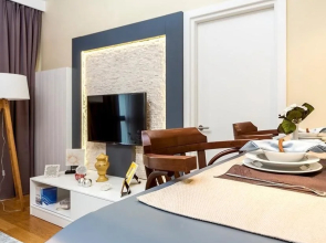 Mera Suites