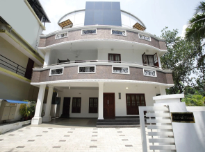 OYO 2332 Hotel Zade House Mount View