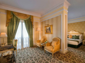 Royal Rose Abu Dhabi, a Curio by Hilton Affiliated Hotel