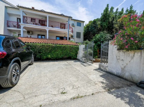 Calm and Stylish Rooms With Balcony