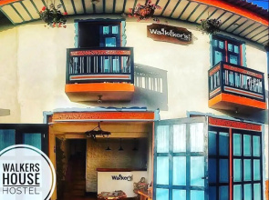 Walker's House Hostel