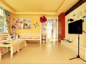 Romantic seaside guesthouse