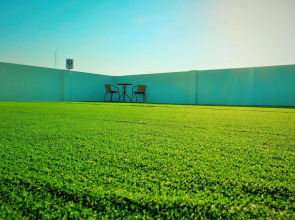 Qing lian Youth Hostel&Cafe