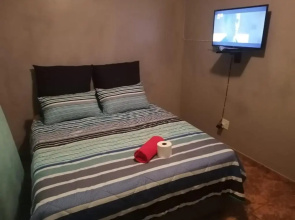Tl Yahweh Guest House (Adults Only)