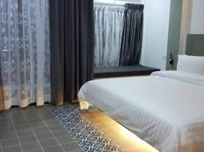Katy Resident and Spa