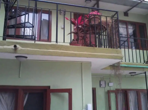 Hotel Sisters Home