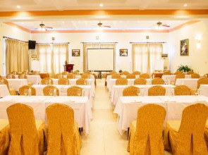 Golden Coast Resort and Spa