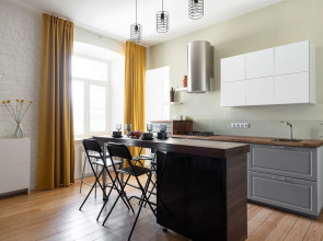 Рядом с Эрмитажем