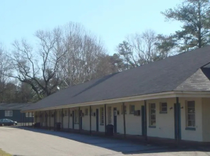 Economy Motel