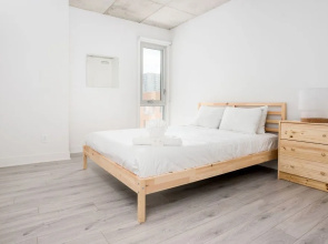 Bright 2BR in Festival Quarter by Sonder