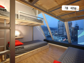 First Guest House - Hostel