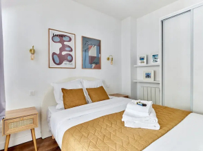 Apartment 2 Bedrooms Center of Paris