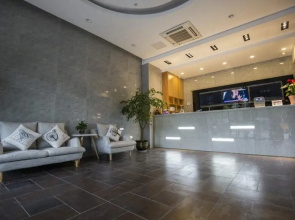 Shell HuaiAn Xiamen Road Hotel