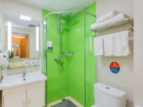 Greentree Inn Beijing Houhai Express Hotel