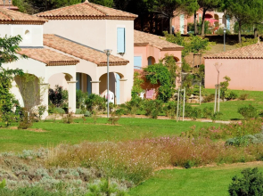 Attached House With Terrace or Loggia Located in Languedoc