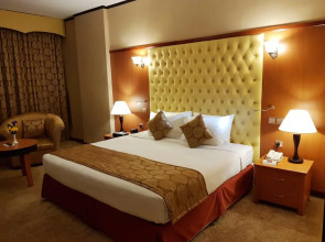 Отель The Park Hotel Formerly Al Jawhara Gardens