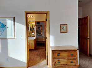 36 James Court 5 Bedroom Home by Redawning