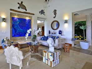 Ocean View 5-bedroom Fully Staffed Tropical Villa