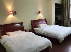 Tonggu Lantian Business Hotel